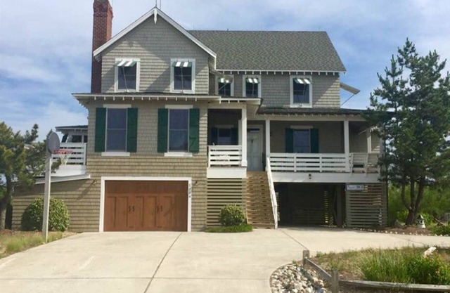 Experience the magic of Corolla - Ocean Views 6 bedroom cottage steps to beach