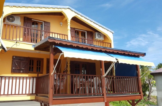 F3 duplex house with sea view Ste-Anne Guadeloupe