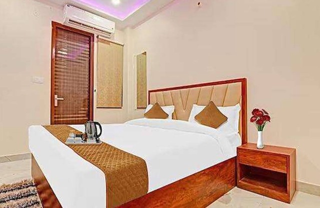 Fabhotel Metro Inn