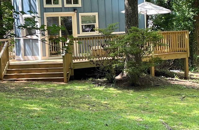 Fabulous Tiny House with AC in charming Seneca