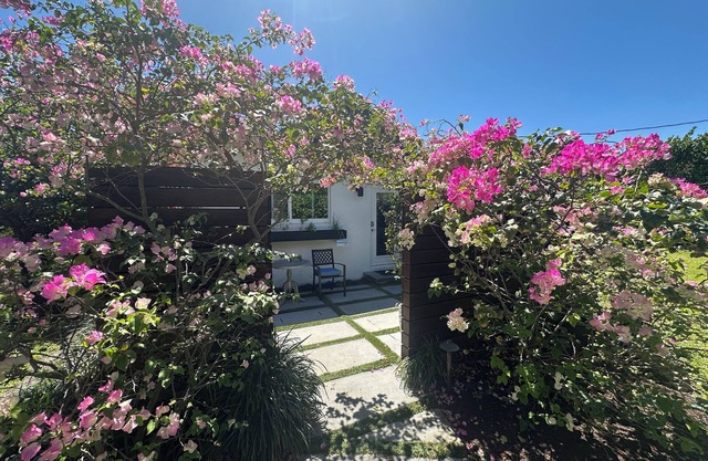 Fall Special. For Discerning Travelers. Mid Century Modern Casita .