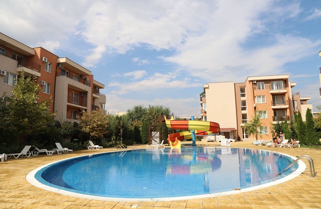 Family apartment with terrace in an intimate Holiday&Orhid complex