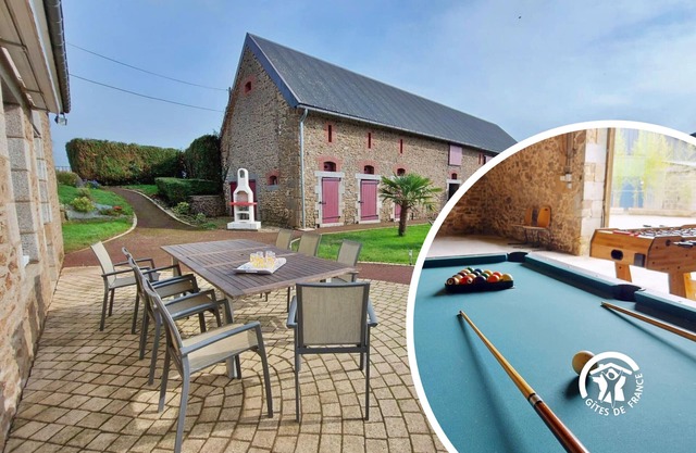 Family-Friendly Gîte with Game Room, Garden, and Nearby Activities in Juvigné
