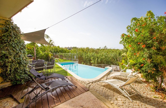 Family friendly villa by the beach