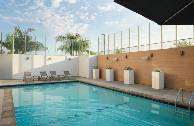 Family Fun Guaranteed: Modern Suites steps away from Disneyland