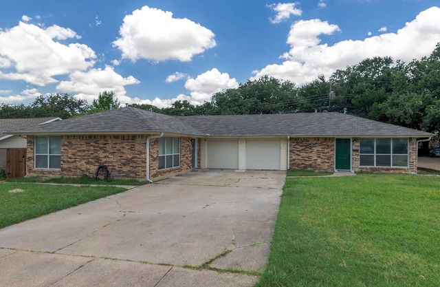Family & Pet Ready Duplex - Near Local Attractions