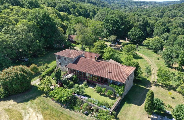 Fantastic vineyard house with swimming pool, St James Road, Ribeira Sacra