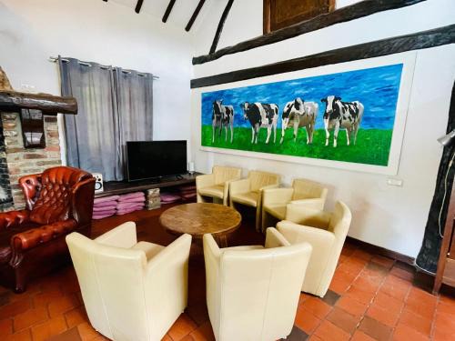 Farmhouse in Sint Joost with Pool & BBQ, cleaning included