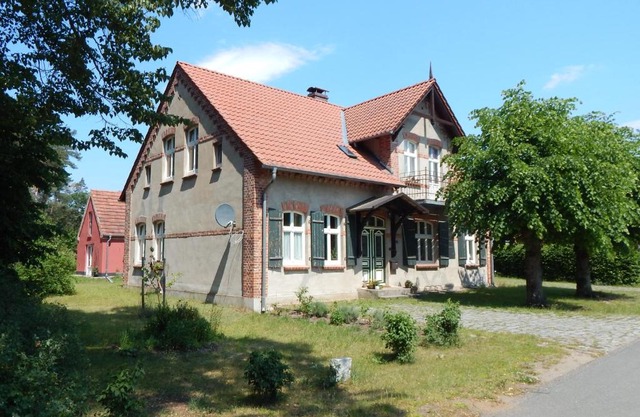 Ferienhaus am Wald mit Klavier, Holzofen, Sauna