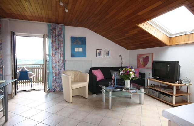 Ferienhaus Holzapfel - Ferienwohnung Sonnenwiese
