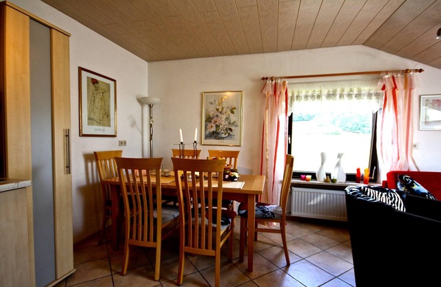 Ferienhaus Holzapfel - Ferienwohnung Sonnengarten