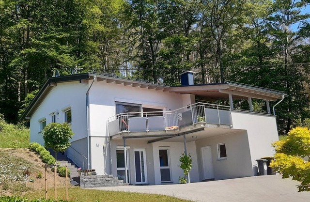 Ferienhaus Sonnenterrasse - 4-bett Fehaus, Schlafsofa, 2 Bäder, 2 Schlafräume