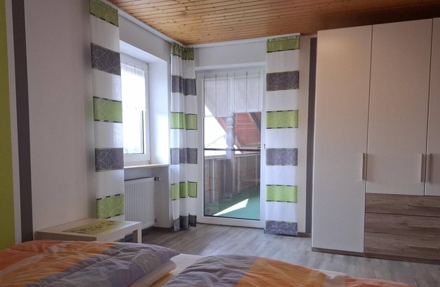 Ferienwohnung 100 qm mit 3 Schlafzimmern