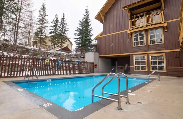 Fernie - Timberline Lodges King Fir #413