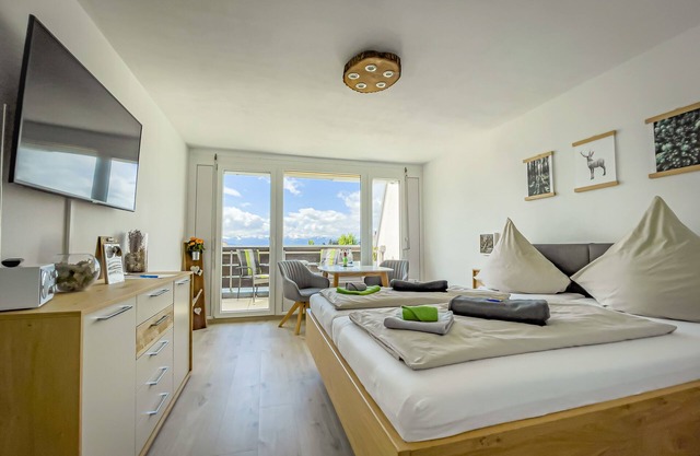 FeWo Längl - modern "Alpenguck" apartment with pool and sauna in the Allgäu