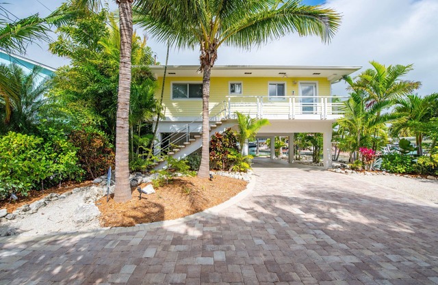 Fishermans Paradise@The Pointe on Summerland Key 2Bed/2Bath, Pool, 120' of Dock