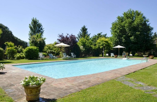 Flat in Cortona with Pool, Wifi, A/C, Alexa, 4 People