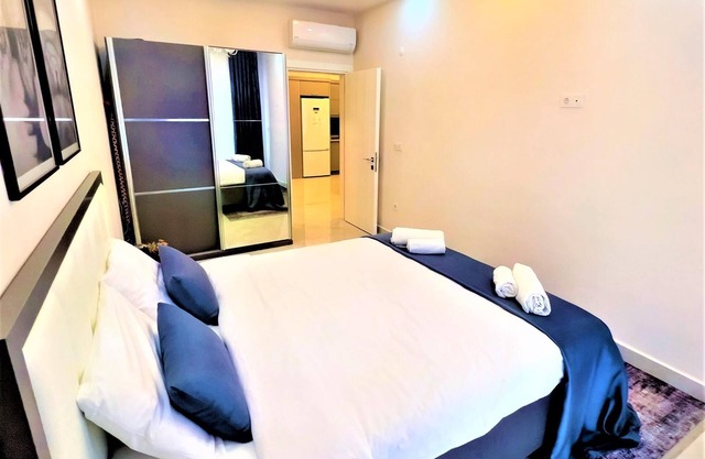 Flat with Shared Pool and Backyard in Avsallar
