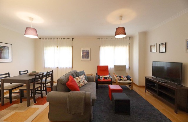 FLH Gaia Valadares Comfy Apartment