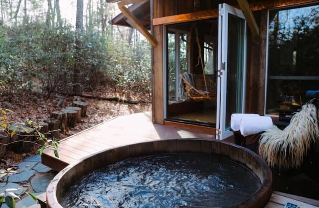 Forest Bathhouse – Sauna + Soak Tub + Luxury