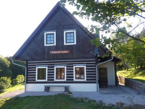 Forest-Edge Chalet in Bohemia