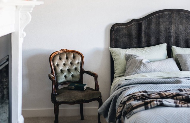 Foxlow Station Luxury Quarters - Historic Farmstay