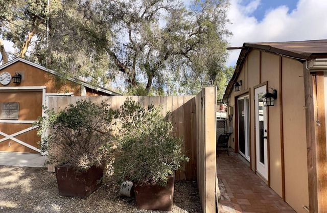 Foxtrot - Costa Mesa, Newport Beach, Couples Unit