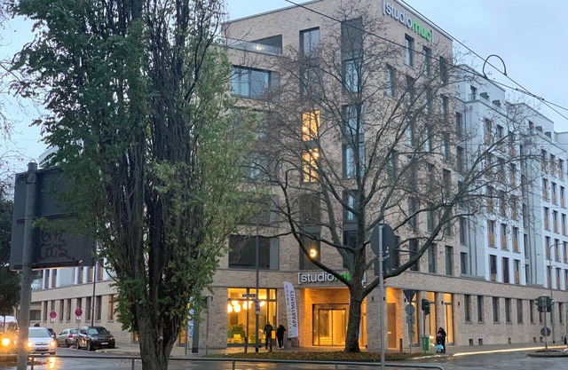 Frankfurt Studio 226: Your Retreat Near the Main Train Station and Messegelände!