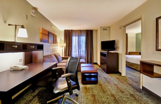 Free Breakfast. Pool and Hot Tub. Downtown Location. Near the University of Wisconsin-Madison!
