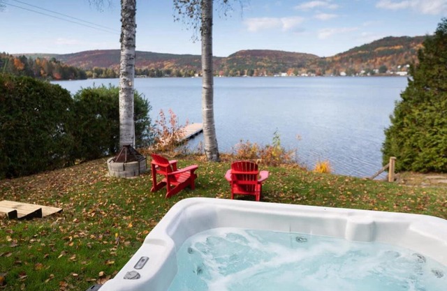 FRONT LAKE hot tub with sunset ski and slide 8p