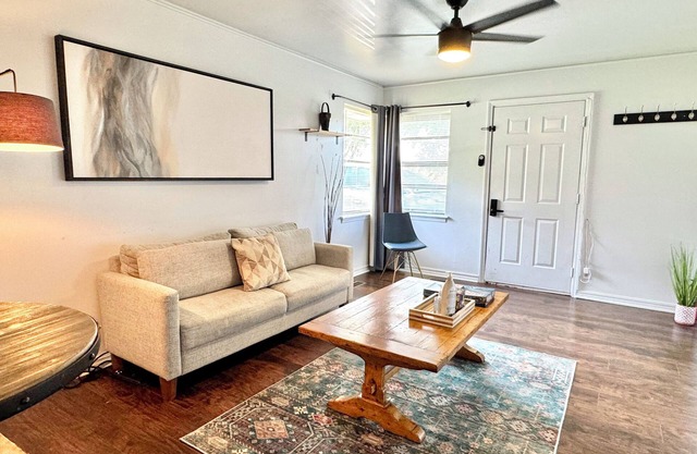 Full-Setup Studio | 9 Mins to OKC State Fair | Rainfall Shower & Washer #37A