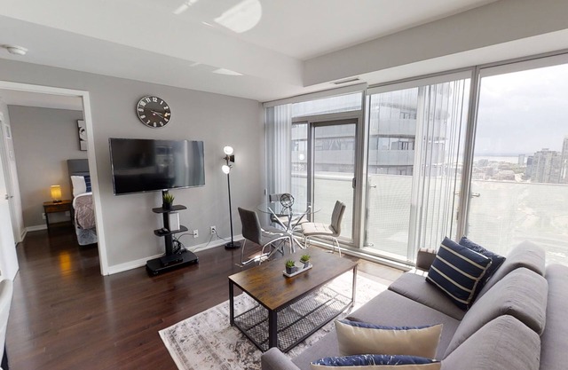 Fully-Equipped 1+1-BR Condo in DT Toronto