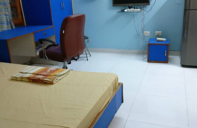 Fully Furnished 1BHK, Unit SA1 - room, lobby, kitchen, bathroom, Garden