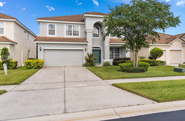 Fun themed pool home 10 minutes from Disney!