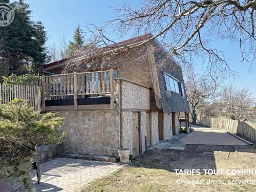 Gîte chaleureux au Bessat pour 6 à 8 pers., animaux admis, grand jardin - FR-1-496-350