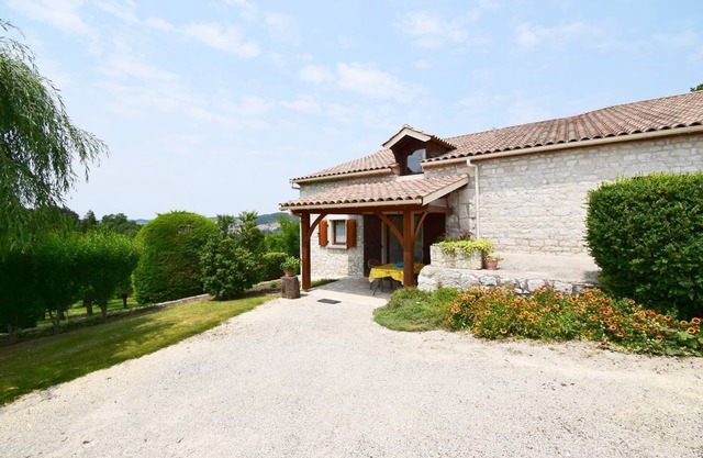 Gîte Pouchalou à Tournon d'Agenais, grand parc