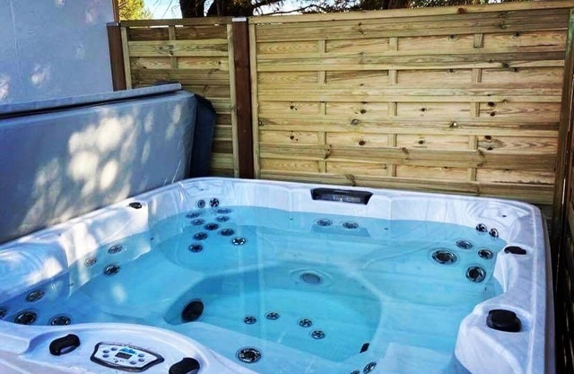 Gîte Tout Confort Jacuzzi Privé