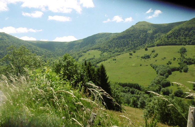 Gîte Vallée d'Aspre: location montagne (Cantal- France)
