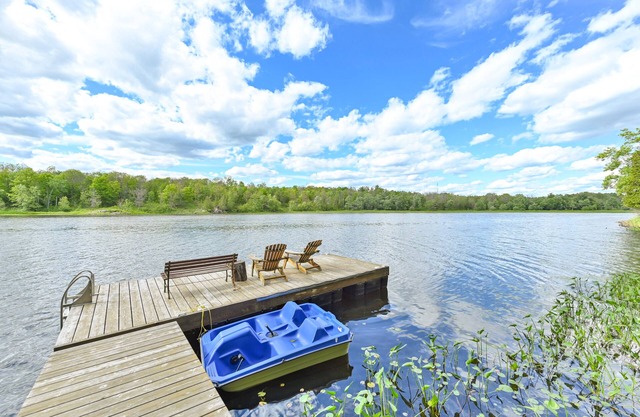 GC Lake Forest View Cottage