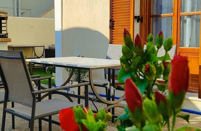 Gde Spetses 3bd apartment1