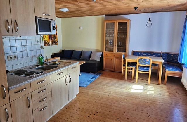 Gemütliche 3-Sterne-Ferienwohnung mit Terrasse und Streichelzoo