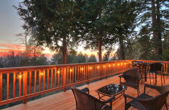 Get a Peaceful, Easy Feeling at Naughty Pines/Read Our Reviews!