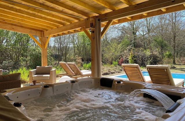 GITE 3 * Four à Pain de charme & spa