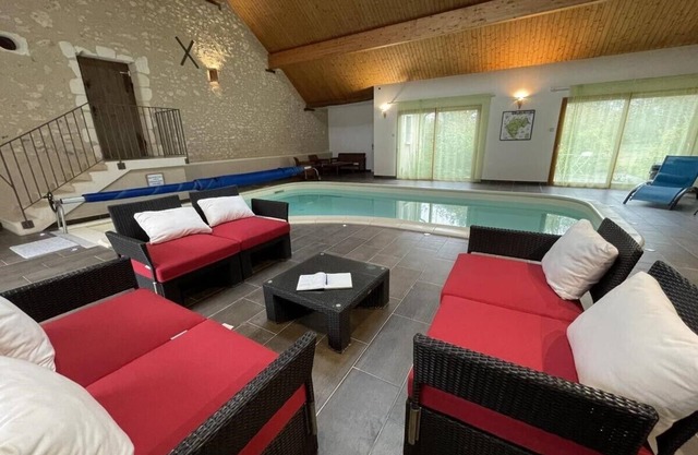 Gite 4* Roses near Beauval zoo Chenonceau Tours with indoor swimming pool