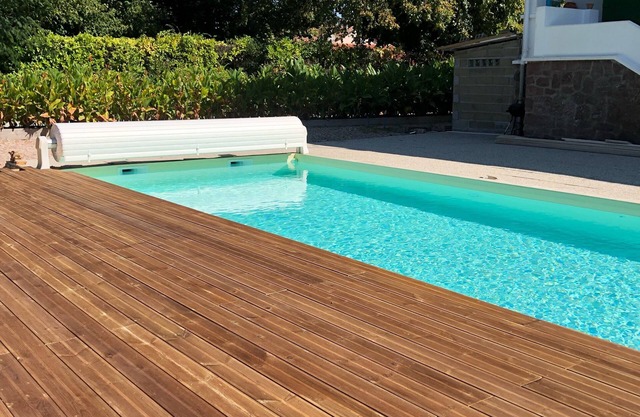 Gite art Déco 5 Chambres Piscine et Tennis Partagés