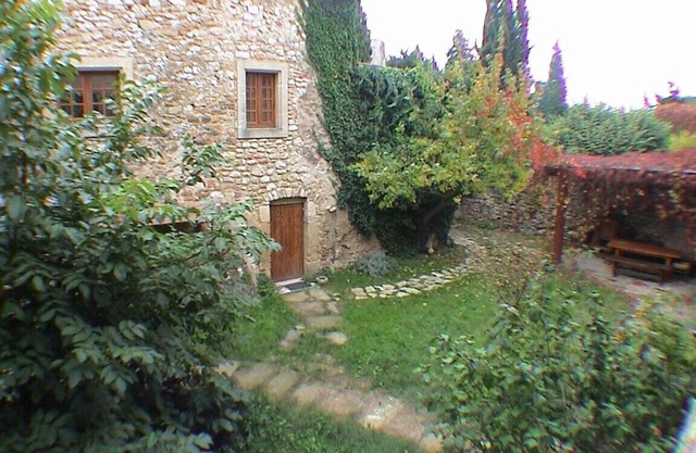 GITE between Uzes, the Pont du Gard, and ORANGE AVIGNON
