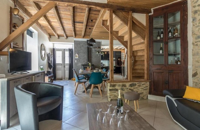gite cosy et moderne au coeur des pyrénées