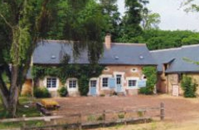 Gite Saint-Pierre-du-Lorouër, 4 bedrooms, 8 persons