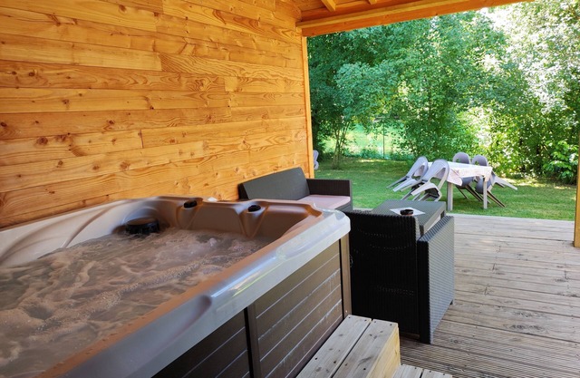 Gîte with private SPA near Beauval zoo and châteaux