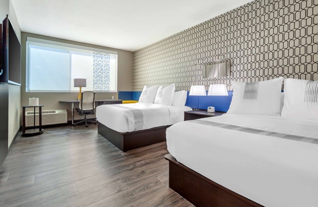 GLō Best Western Dawley Farms In Sioux Falls